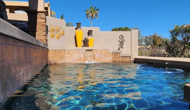 Ocotillo Lakes house, golf views, pool heater, BBQ in Chandler