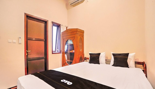 OYO 94769 Griya Djati Syariah 2 in Malang