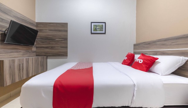 OYO Life 3248 Vision Residence Karawang