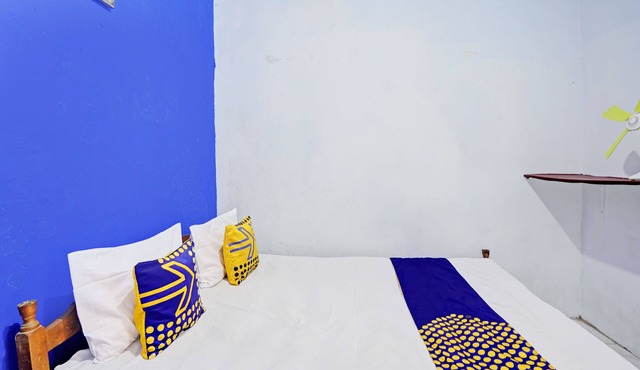 OYO Life 92921 Omaya Kost Syariah