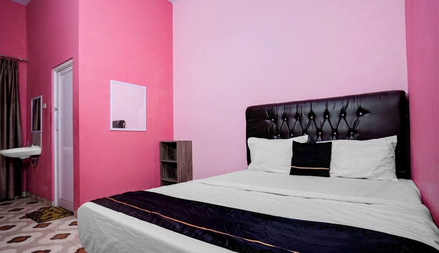 OYO Life 93342 Yasmine Guesthouse Syariah in Bandar Lampung