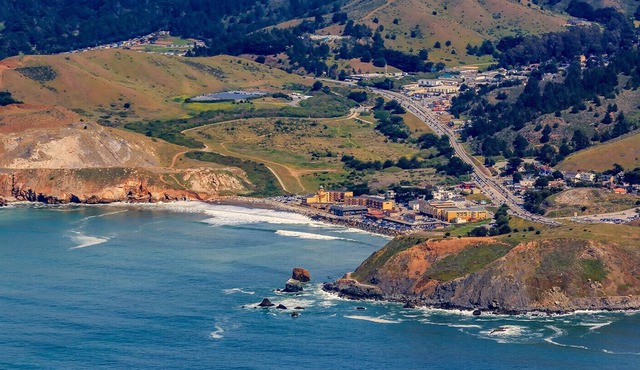 Pacifica Ocean Entire Home - near Half Moon Bay, San Francisco & (SFO) in Pacifica