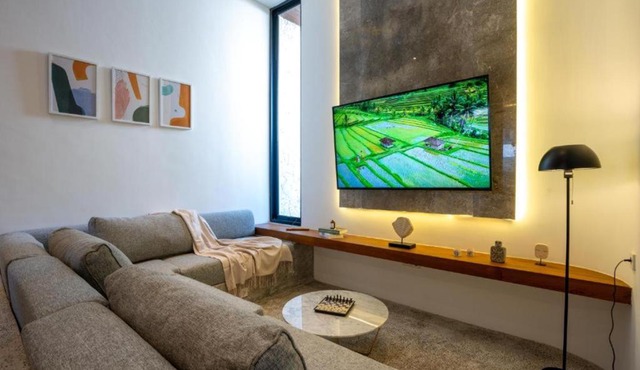 Pantai Lima 2BR Villa with Rooftop only 500m to Beach in Pererenan