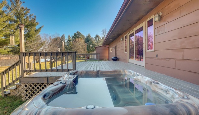Pet-Friendly Tomahawk Home: Deck & Private Hot Tub in Tomahawk