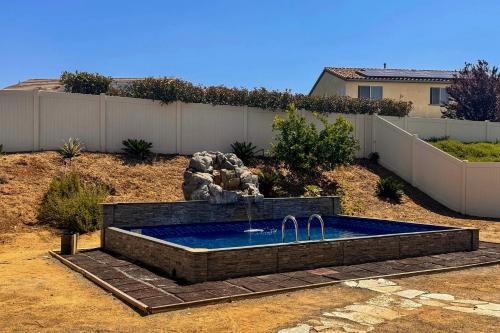 Pool & Yard: Luxe Beaumont Getaway! in Beaumont