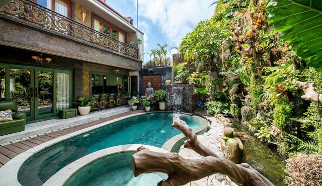 Puri Mayapada Nusa Dua Bali