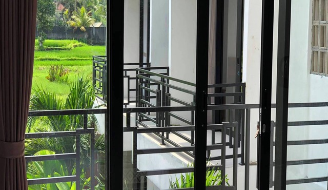 Radhana Living