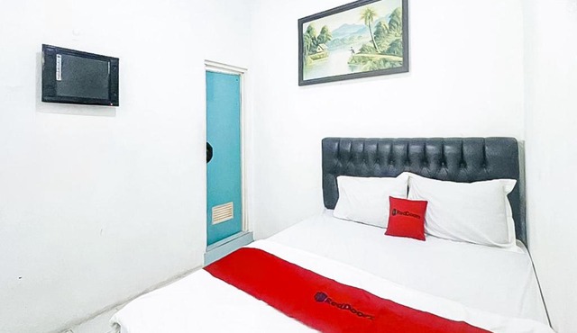 RedDoorz at M-S Wijaya Pantai Barat Pangandaran in Pangandaran
