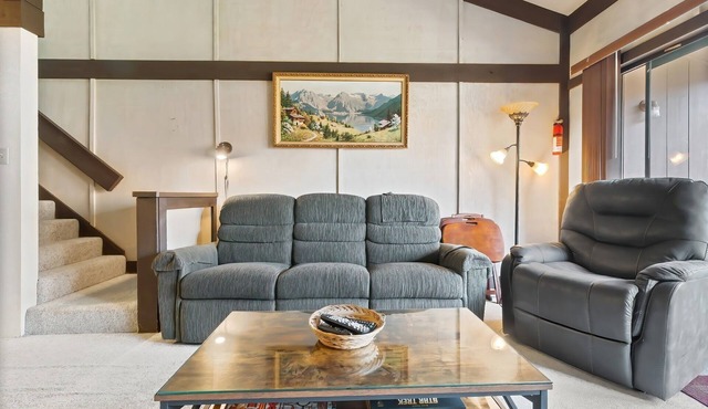 Relaxing, Well Furnished Condo! - Creekside #29 by Bear Valley Vacation Rentals in Bear Valley