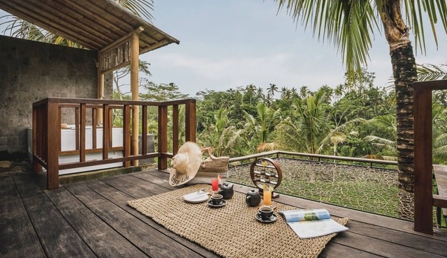 Romantic 1BR Villa with Jacuzzi View Ubud