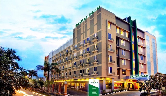 Royal Palm Hotel & Conference Center Cengkareng in Jakarta