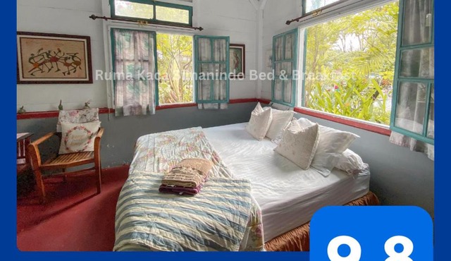 Ruma Kaca Simanindo Bed&Breakfast in Panjaitan