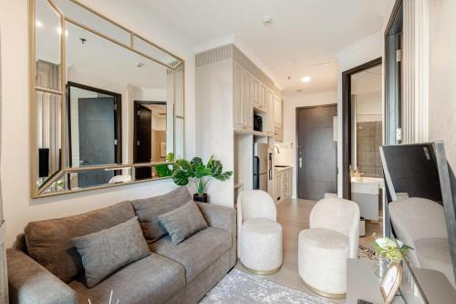 Skyline Apartment with Designer Room and Best View in Jakarta