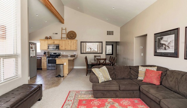 Southwest Luxury - Minutes from Arches & Canyonlands in Moab