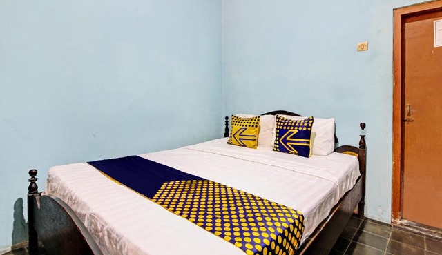 SPOT ON 92763 Hotel Melati Sukoasih in Wonogiri
