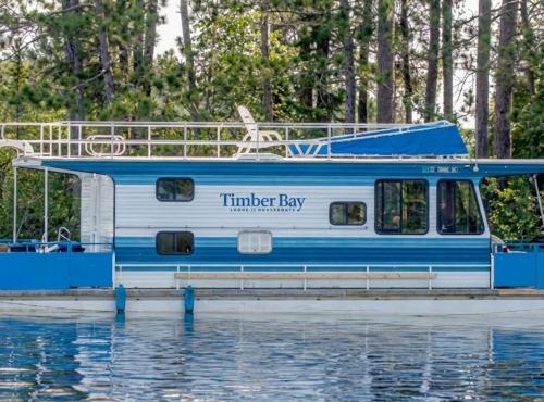 Stylish Classic Bunk House - Floating Boat - Fast Wi-Fi HB05 in Babbitt
