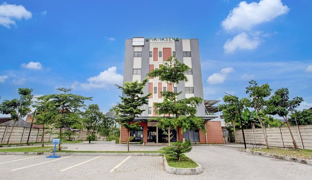Stylish Deluxe Stay With Free Wifi and Parking