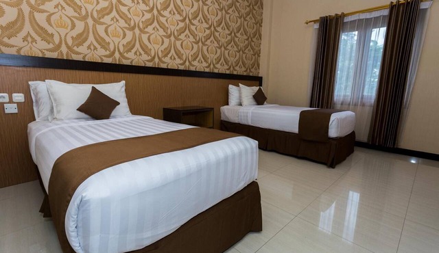 Sylvia Hotel Maumere in Maumere