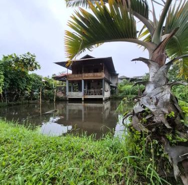 Talaga Tomohon Home Stay and Fishing Pond