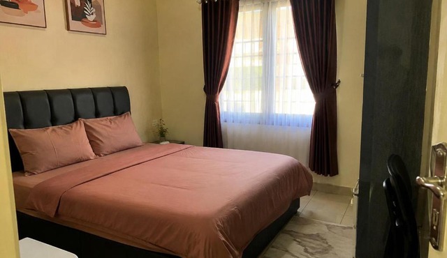 Tania Taniia guest house in Pulauberayan Dadap