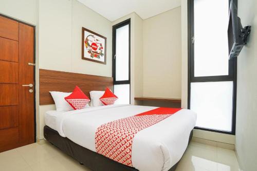 The Colins Hotel in Surabaya