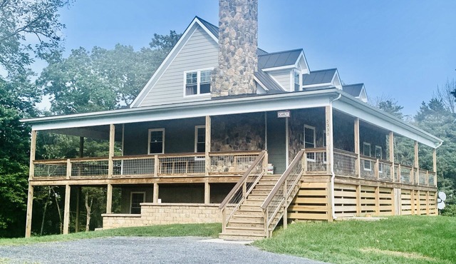 The Creekside- 10 mins from Harrisonburg in Linville