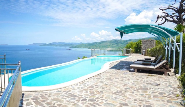 Theodor at Labuan Bajo