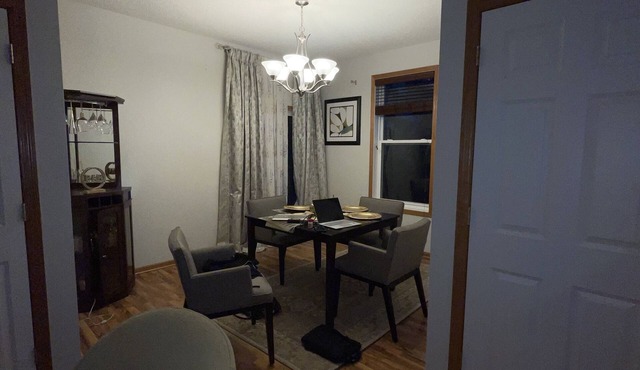 Tranquil Haven: Spacious- 2 bd 3ba home. 15 minutes from Downtown Minneapolis!n in Minneapolis