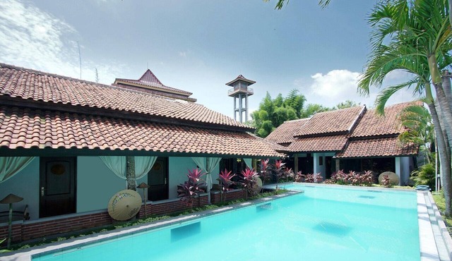 Tugu Jogja Deluxe Double Stay
