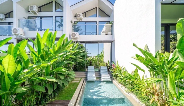 U Villa 13 - Stylish Tropical 2BR w Beach Nearby & Pool+Garden in Badung Regency