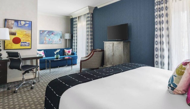 Urban Suite, The Marker, French-Inspired Decor, SF Downtown, Pet-friendly in San Francisco