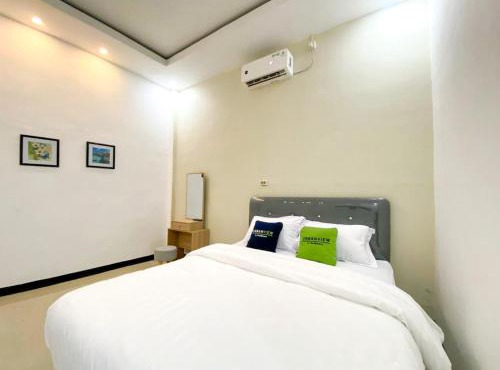 Urbanview Bangsal Mojokerto