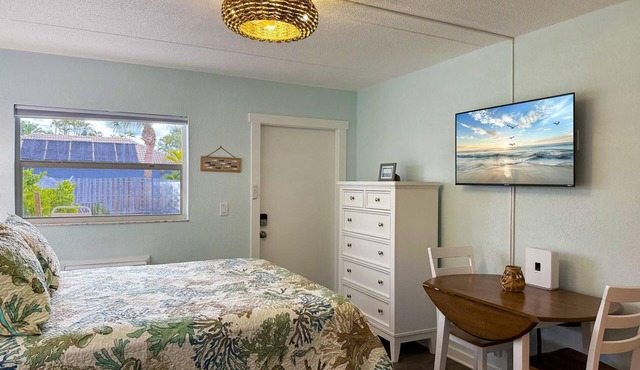 Venice Villas Studio - Beachside Haven in Venice