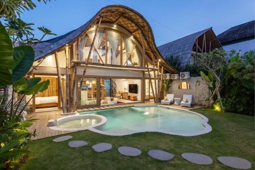 Villa Bamboo Wati by Optimum Bali, 5 min from Canggu