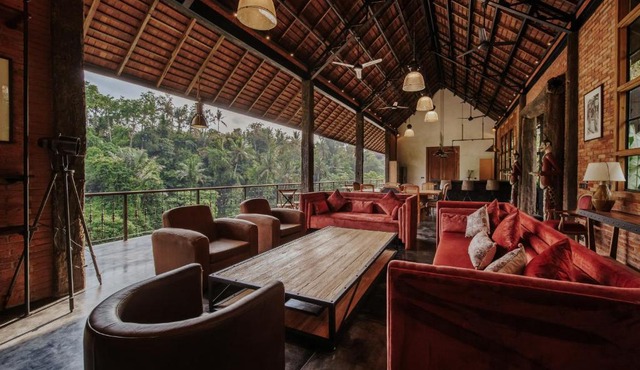 Villa Bedulu Cliff Estate Ubud - Wood Side