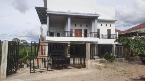 VILLA BORNEO in Balige