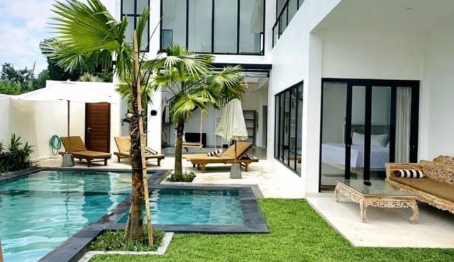 Villa Jaya Luxury 3 Bed Room Villa Private Pool Jacuzzi 5 minutes from Nuanu