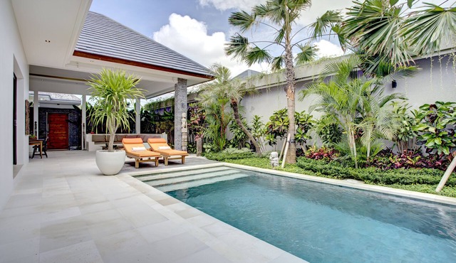 VILLA JONAS 1 BDR - PRIVATE- SWIMING POOL - BALI - SEMINYAK - INDONESIE