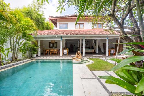 Villa Nobo - 3BR Villa in Central Seminyak