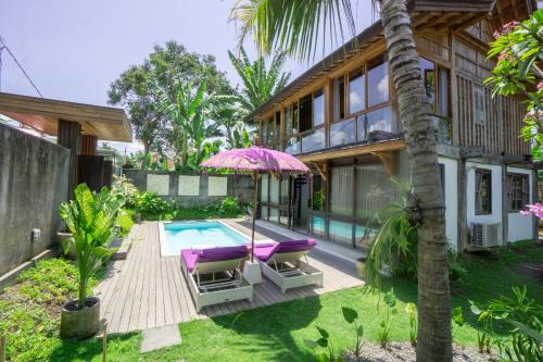 Villa Purple
