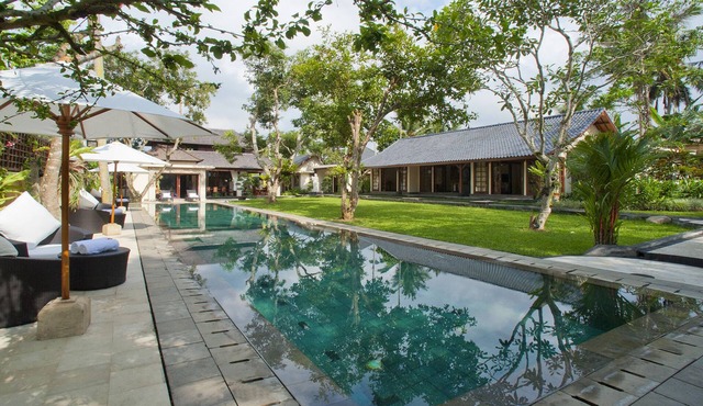 Villa San by Elite Havens