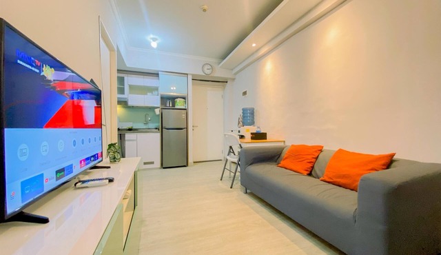Warm And Cozy Stay 2Br Pakubuwono Terrace Apartment