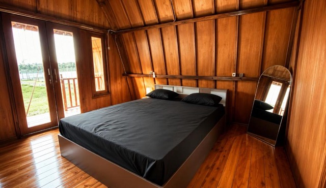 Wavez Bungalow