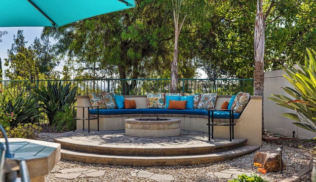 Welcome to Casa de Las Mariposas! Single Story, 3 Bed, 3 Bath, Fire Pit & Views! in San Marcos