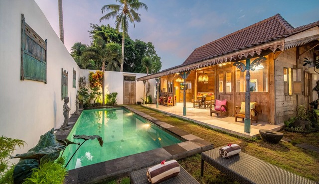 Wooden Sanctuary 2BR in Ubud