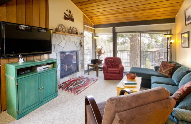 116 m² Condo ∙ 2 bedrooms ∙ 6 guests in Mammoth Lakes