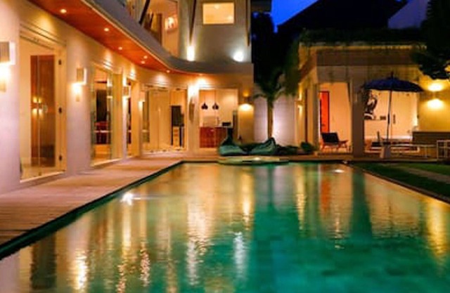 4 bedroom villa @Heart of Seminyak