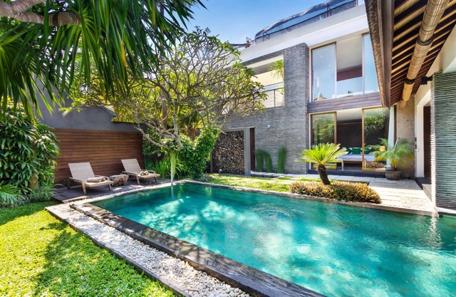 Beautiful 5 Star Holiday Villa in a Prime Location in Seminyak