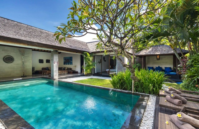 Beautiful 5 Star Holiday Villa in a Prime Location in Seminyak