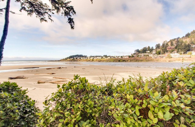 Tides Yachats 